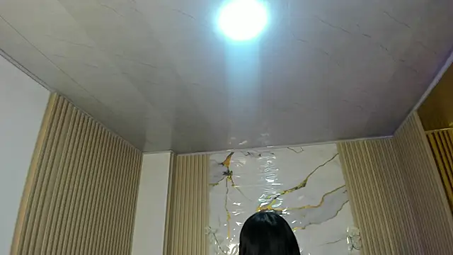 Siena Tay online show from 22, 4, 2026