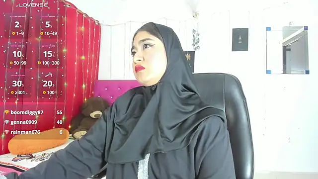 Snapshot of SamiraAwada chatting on 21, 5, 2026 SamiraAwada online show from 21, 5, 2026