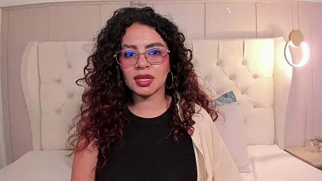 Snapshot of amanda_rios chatting on 14, 5, 2026 amanda rios online show from 14, 5, 2026