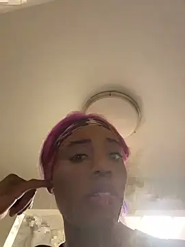 Snapshot of frenchiego chatting on 27, 5, 2026 frenchiego online show from 27, 5, 2026