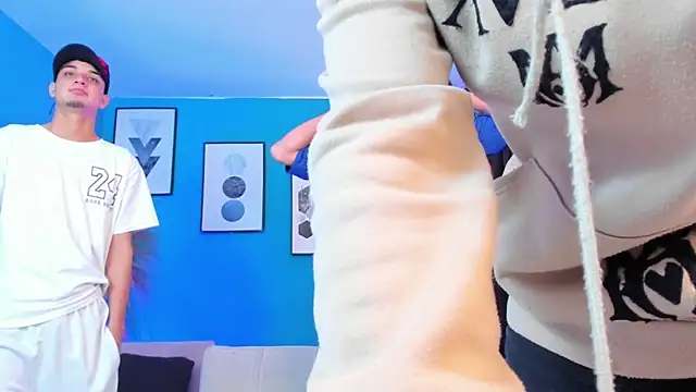 KingOfHeavens 2 online show from 23, 2, 2026