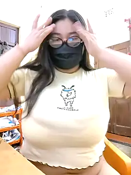 mini27mimi online show from 13, 7, 2026