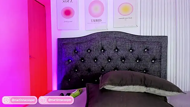 Snapshot of Martinna-28 chatting on 16, 4, 2026 Martinna-28 online show from 16, 4, 2026