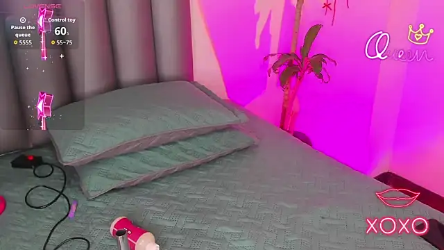 Miaa-Foxx online show from 27, 3, 2026