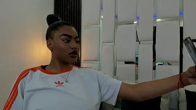  luna rossee  online show from 2, 3, 2026