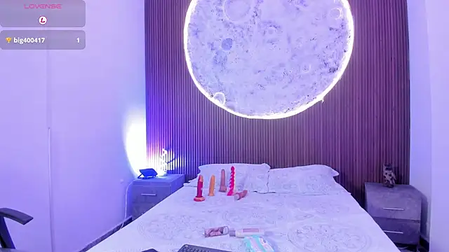 JazminRusso  online show from 14, 2, 2026