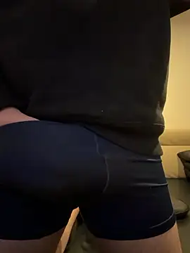 yuuuuusuke00 online show from 3, 2, 2026