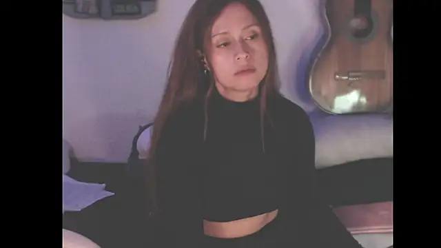 Lametaleralatina online show from 12, 4, 2026