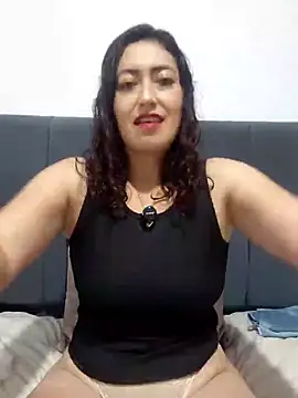 Snapshot of aliz963040 chatting on 2, 5, 2026 aliz963040 online show from 2, 5, 2026