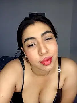 sweetlaura 29 online show from 7, 3, 2026