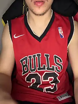 hungtwinkBR online show from 3, 3, 2026