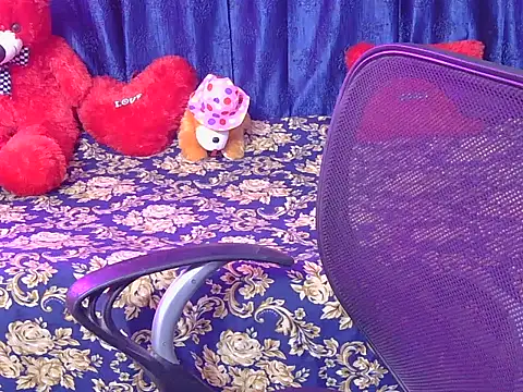 cute-manvii online show from 23, 2, 2026