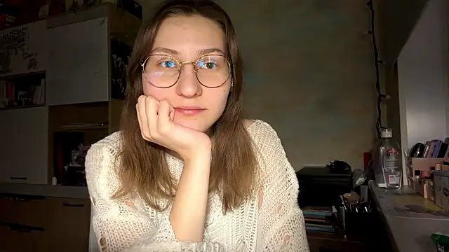 Miaaa Moon online show from 19, 2, 2026