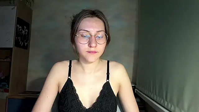 Miaaa Moon online show from 21, 6, 2026