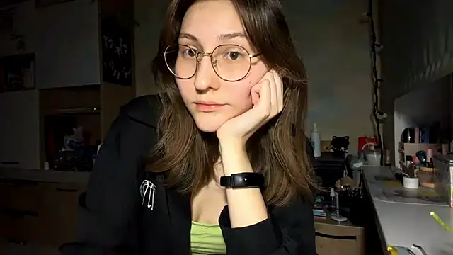 Miaaa Moon online show from 14, 2, 2026