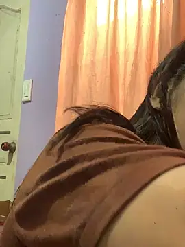 QueenAlisonfoxx online show from 6, 2, 2026