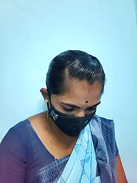 Tamil Hot Shana online show from 22, 4, 2026