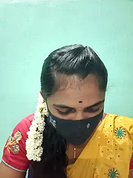 Snapshot of Tamil_Hot_Shana chatting on 12, 5, 2026 Tamil Hot Shana online show from 12, 5, 2026