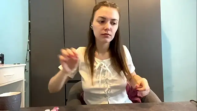 AndreeMerryman online show from 6, 2, 2026