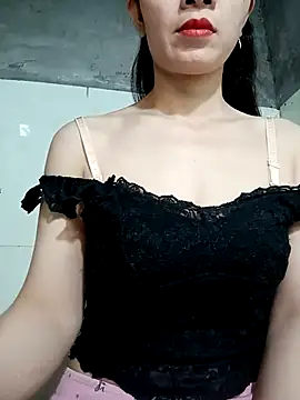 Snapshot of Vyvvyy69 chatting on 10, 7, 2026 Vyvvyy69 online show from 10, 7, 2026