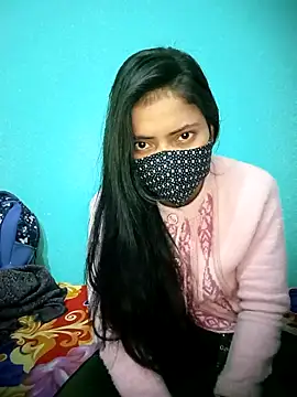 18 year old girl online show from 10, 2, 2026