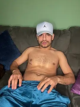 alessand180521 online show from 10, 2, 2026