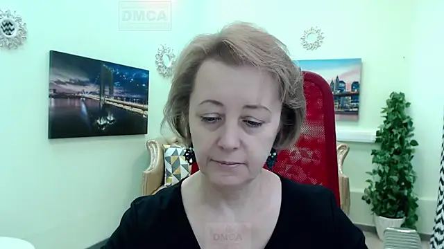 MONA W online show from 13, 4, 2026