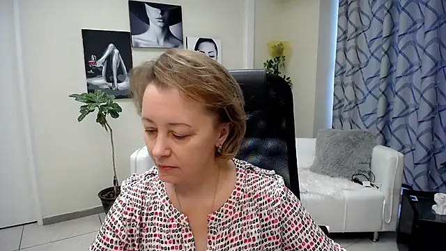 MONA W online show from 8, 2, 2026