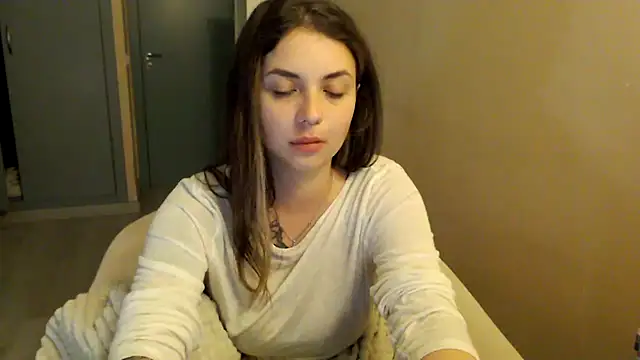 JuliaGraceOF online show from 7, 2, 2026