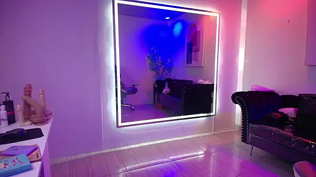 Madame scarlett online show from 14, 6, 2026
