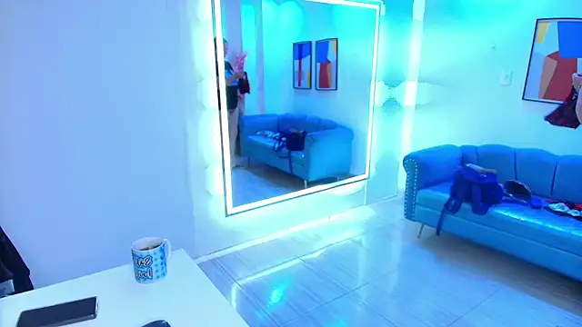 Madame scarlett online show from 24, 3, 2026