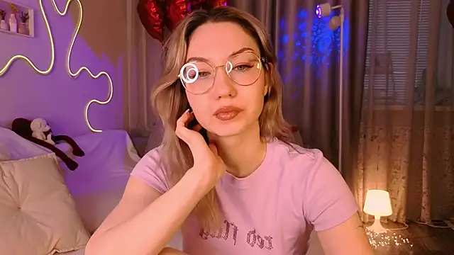 lusciousslily online show from 26, 2, 2026