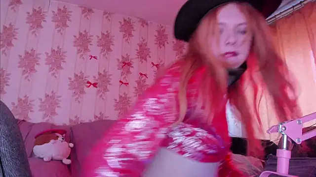 Cutie Bambi online show from 19, 4, 2026