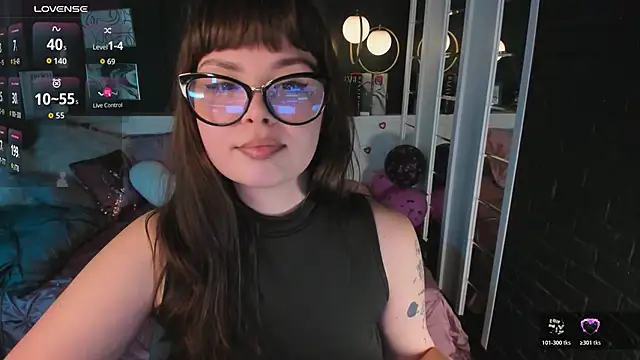 Maykinkya online show from 15, 2, 2026