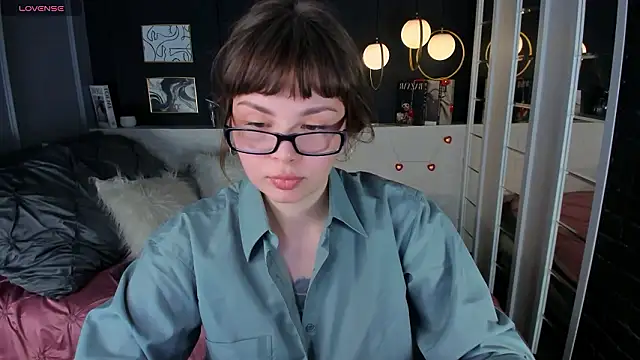 Maykinkya online show from 26, 2, 2026