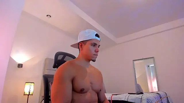 Snapshot of chris_morgan7 chatting on 12, 5, 2026 chris morgan7 online show from 12, 5, 2026