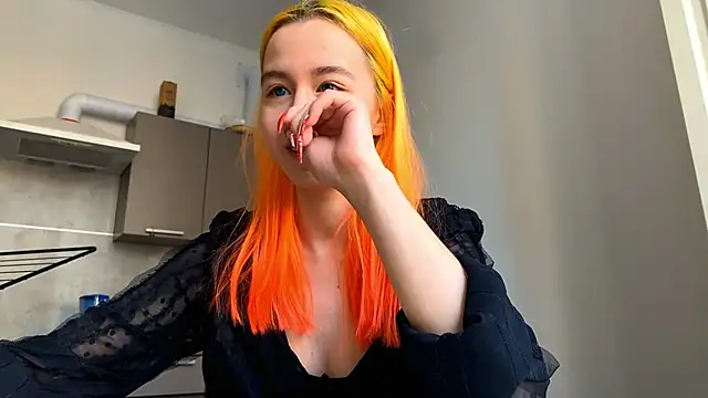 EmilyHein online show from 1, 2, 2026