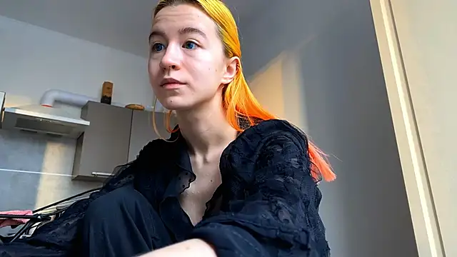 EmilyHein online show from 23, 2, 2026