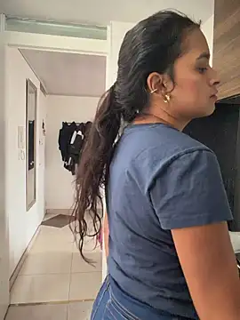 LunaHeat online show from 6, 3, 2026