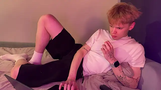 Kevin bucks online show from 22, 3, 2026