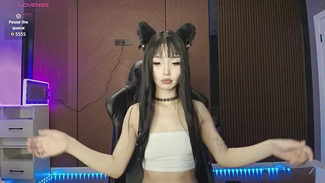 dionlee9 online show from 4, 3, 2026