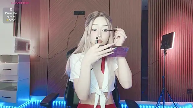 dionlee9 online show from 22, 3, 2026