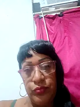 Snapshot of SabrinaColin chatting on 24, 4, 2026 SabrinaColin online show from 24, 4, 2026