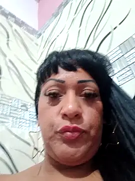Snapshot of SabrinaColin chatting on 28, 4, 2026 SabrinaColin online show from 28, 4, 2026