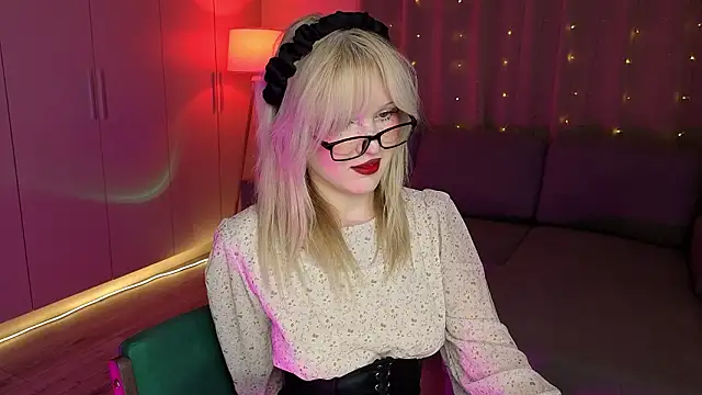 Mary Piersen online show from 2, 3, 2026