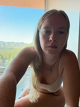 Ellie-rosee online show from 25, 6, 2026
