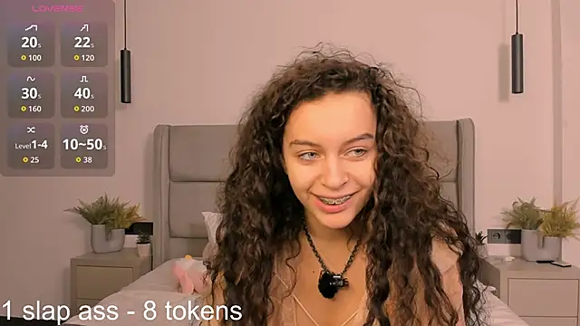 Luna Starlight online show from 28, 2, 2026