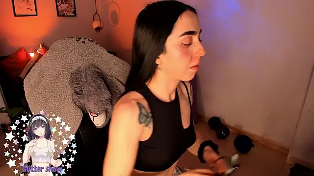 Luna tagliaferri online show from 21, 4, 2026