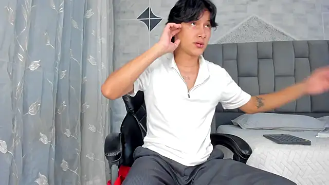 SalvatoreBenford online show from 5, 2, 2026