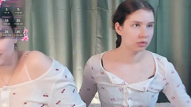 ZofiaSoshnik online show from 6, 4, 2026